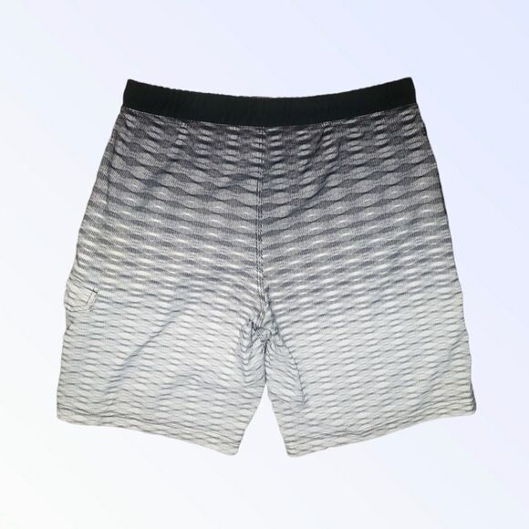 Men's Speedo black and white ombre Swim Board Shorts (7784103) size 36 - Picture 3 of 8